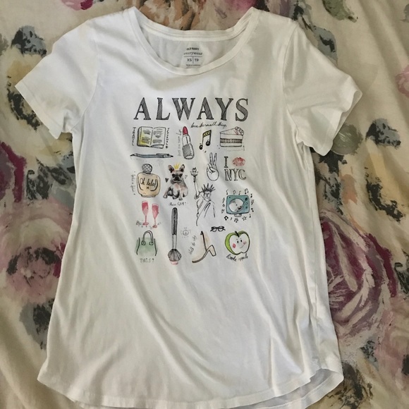 Old Navy Tops - old navy white tee Old Navy Tops - old navy white tee